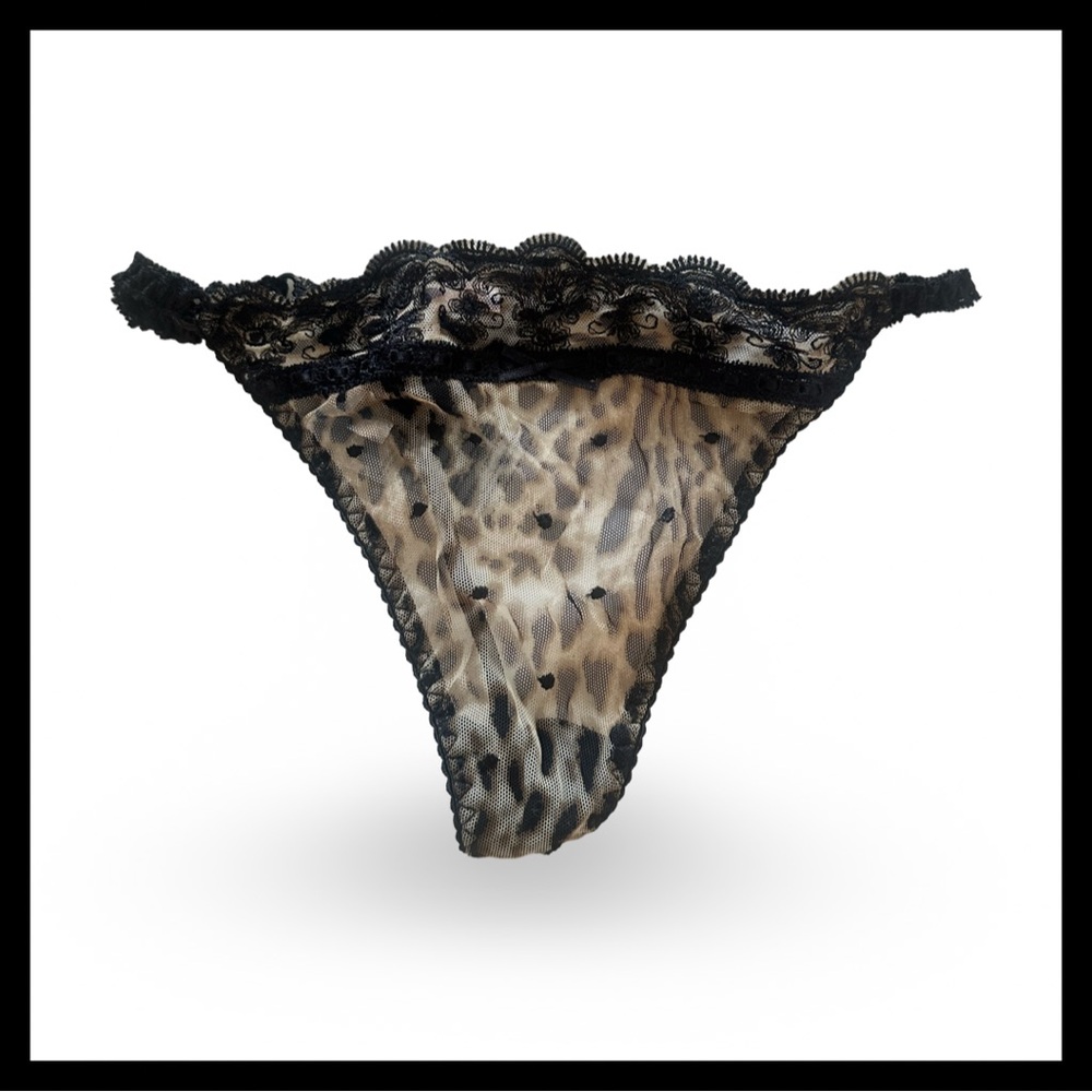 ROBERTO CAVALLI Leopard Print Lace Trim Thong